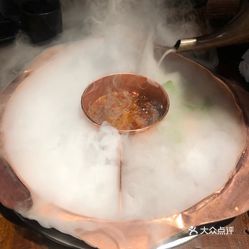 探寻杨单纯私房火锅（南长街店） 一场纯粹的味蕾盛宴